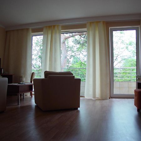 Floryda Jurata Bed and Breakfast Εξωτερικό φωτογραφία