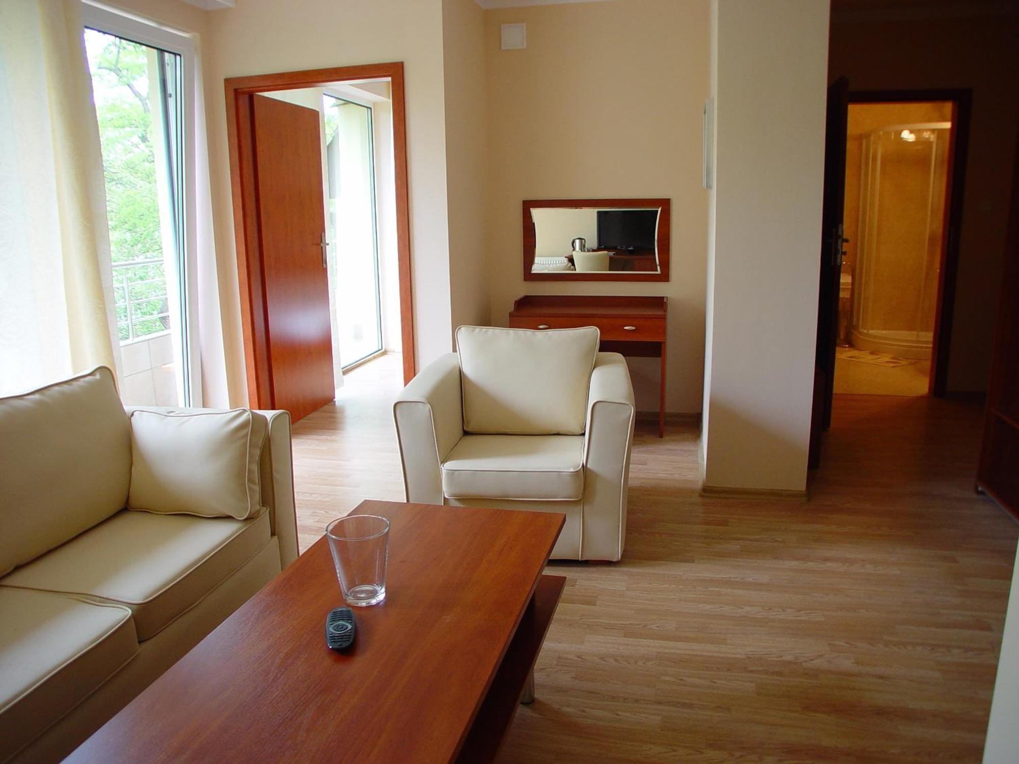 Floryda Jurata Bed and Breakfast Εξωτερικό φωτογραφία