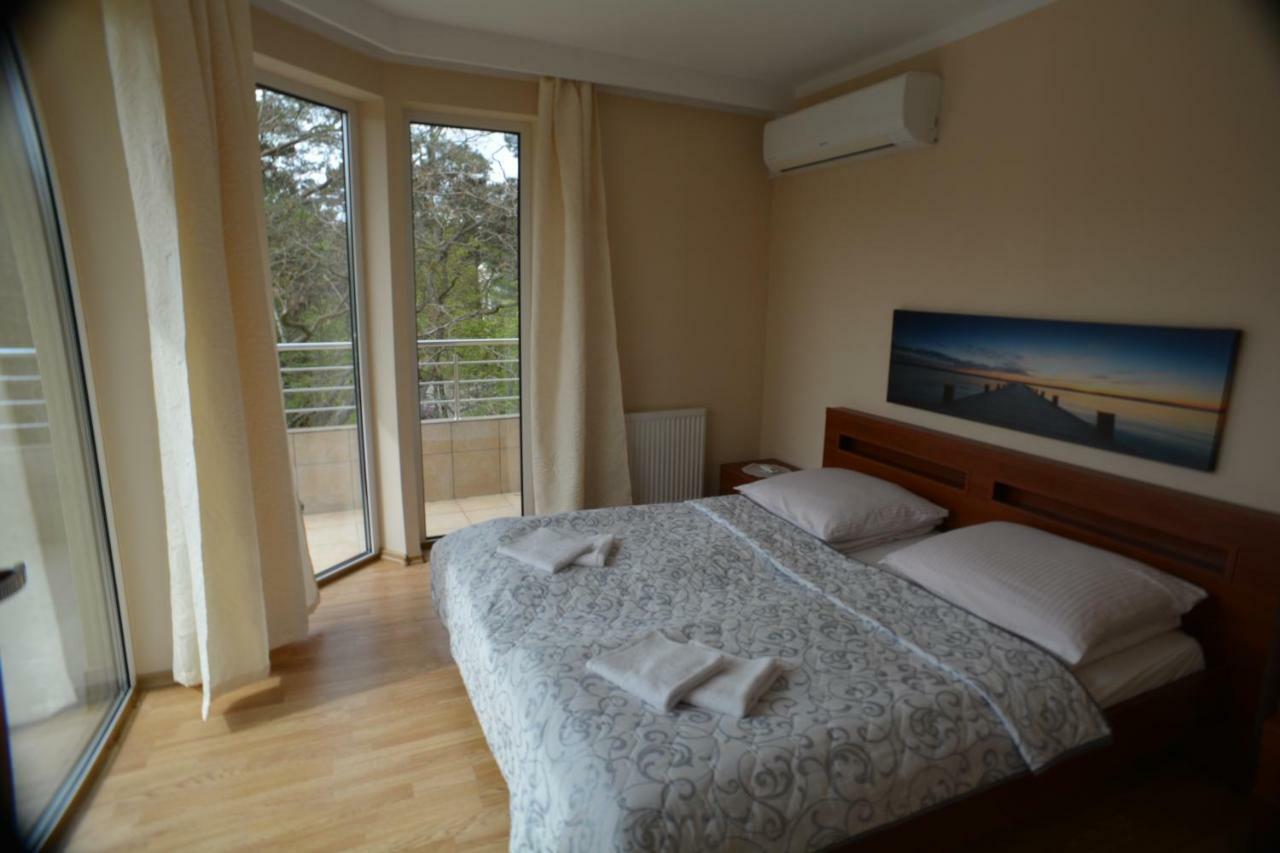 Floryda Jurata Bed and Breakfast Εξωτερικό φωτογραφία